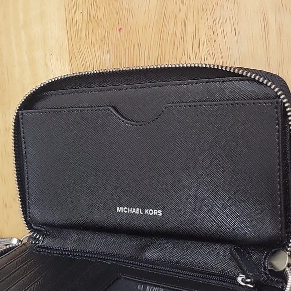 Michael Kors Wristlet - Picture 3 of 5